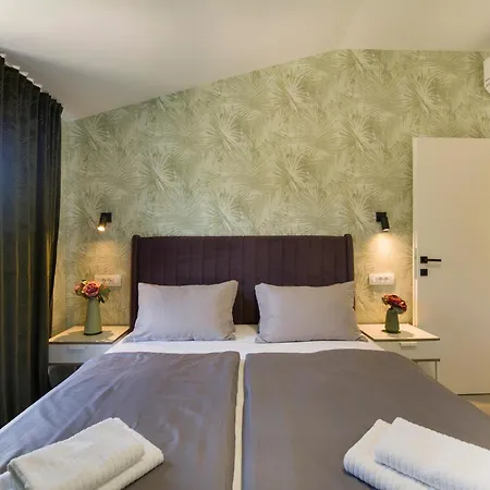 Pensionat For 2 Mak *