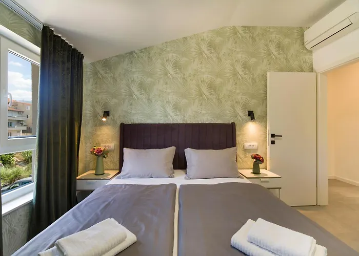 Πανσιόν Mak *